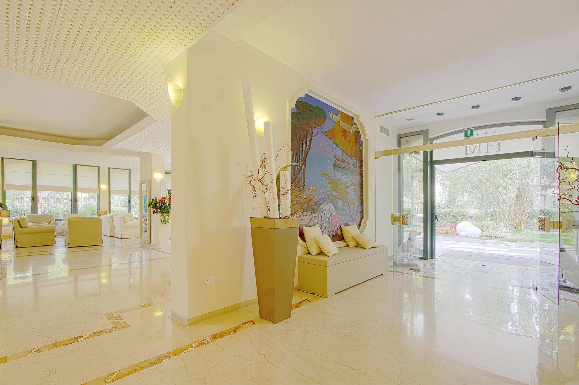 Hotel Michelangelo Milano Marittima Exterior photo