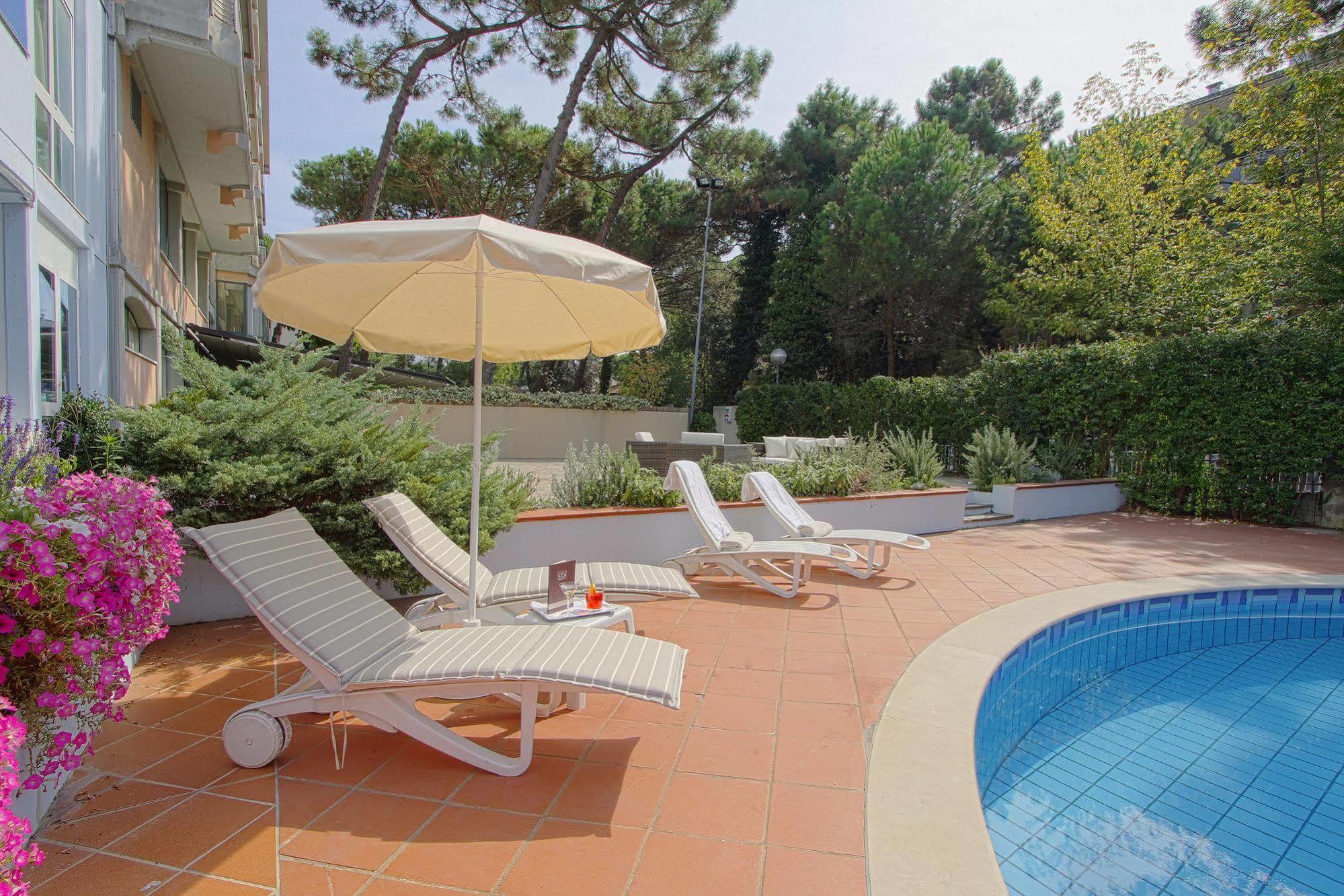 Hotel Michelangelo Milano Marittima Exterior photo