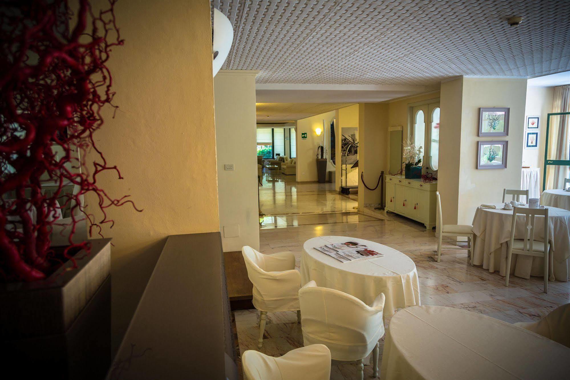 Hotel Michelangelo Milano Marittima Exterior photo