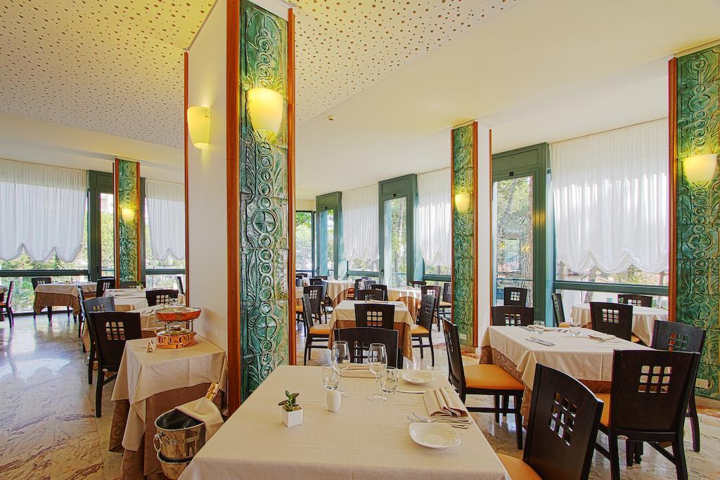 Hotel Michelangelo Milano Marittima Exterior photo