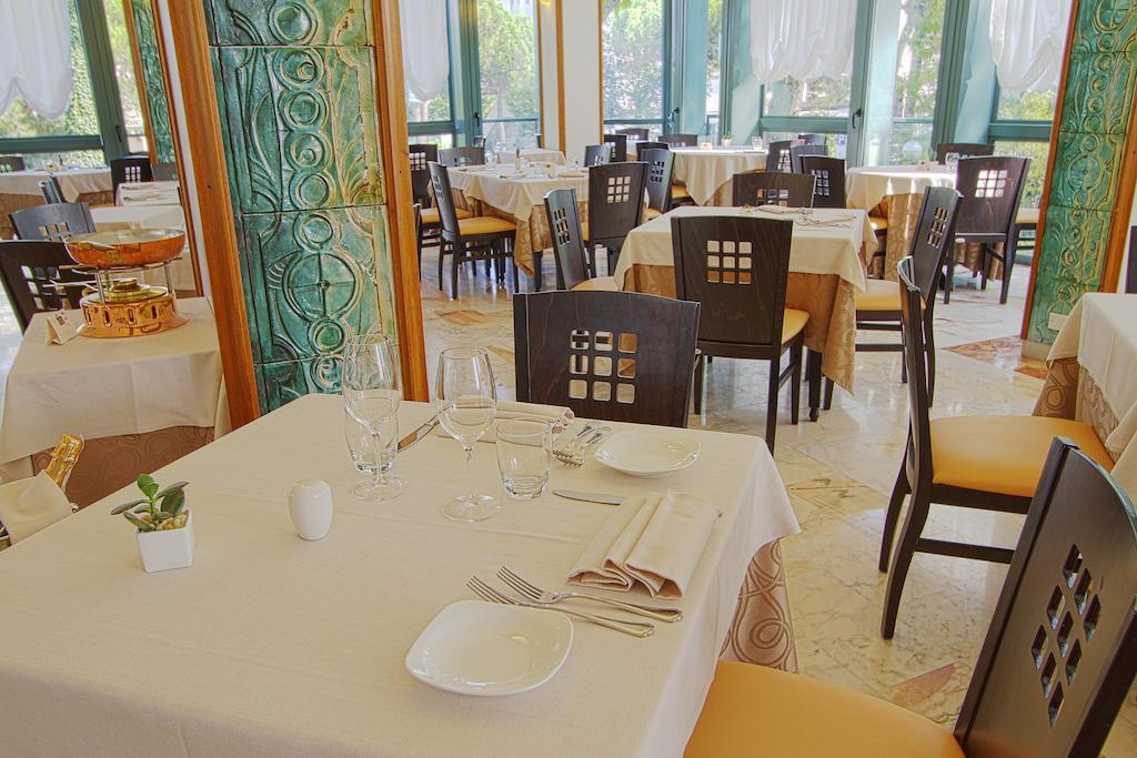 Hotel Michelangelo Milano Marittima Exterior photo